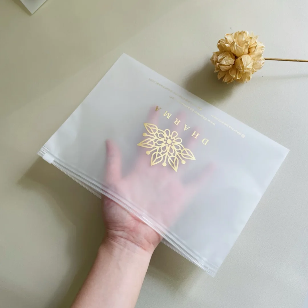 Eco-friendly Custom Printed Biodegradable Frosted sealing zipper lock bag For Clothes Shirt Swimwear Packaging