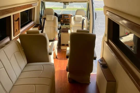 PERFECT SALES FOR 2018 Mer-cedes-Benz Sprinter 3500 Airstream Interstate 3.0-Liter Turbodiesel V6 RV Conversion LHD RHD