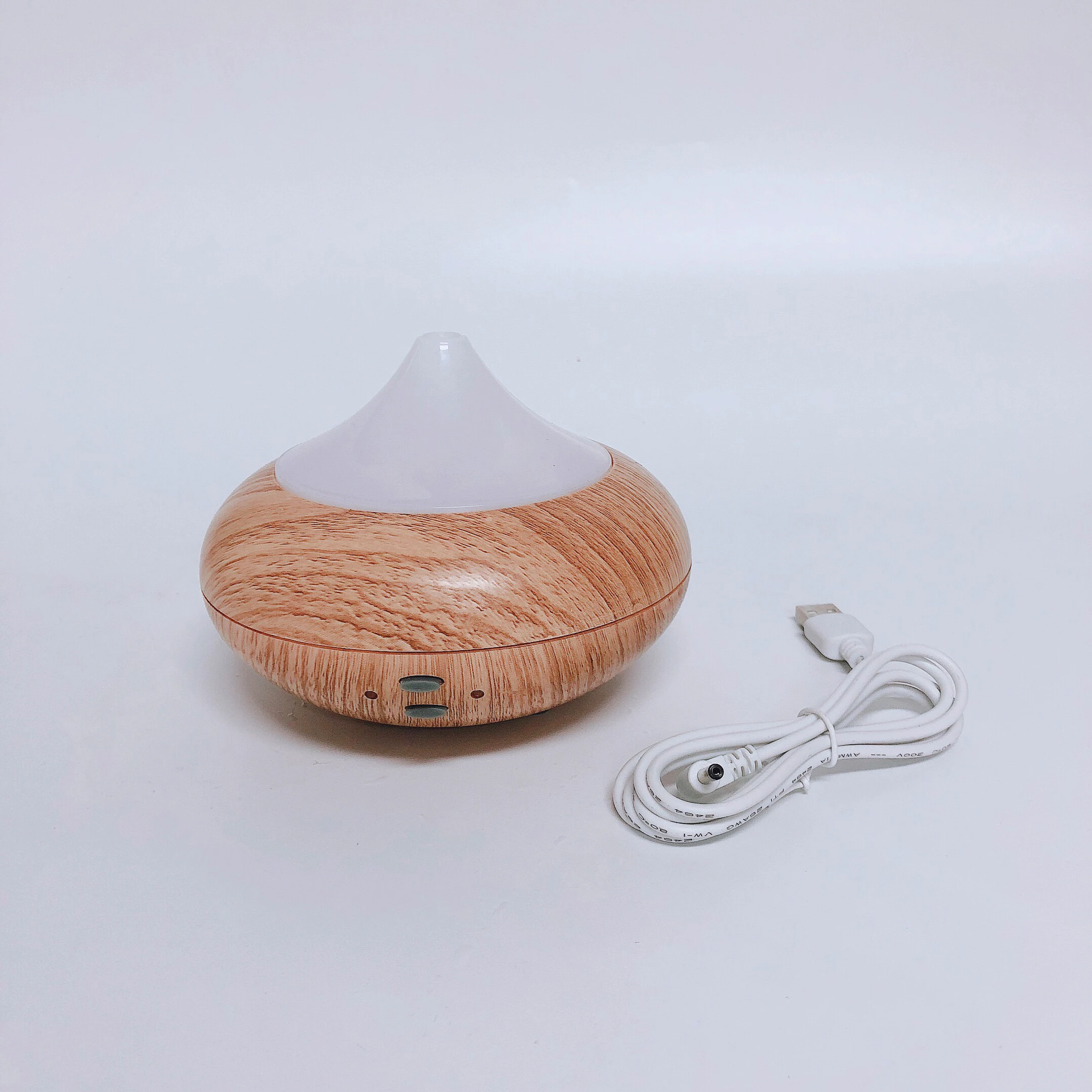 Wholesale 200ml Cool Mist Ultrasonic Humidifier Mini Essential Scent AromaTherapy Wood Air Portable Usb Oil Diffuser