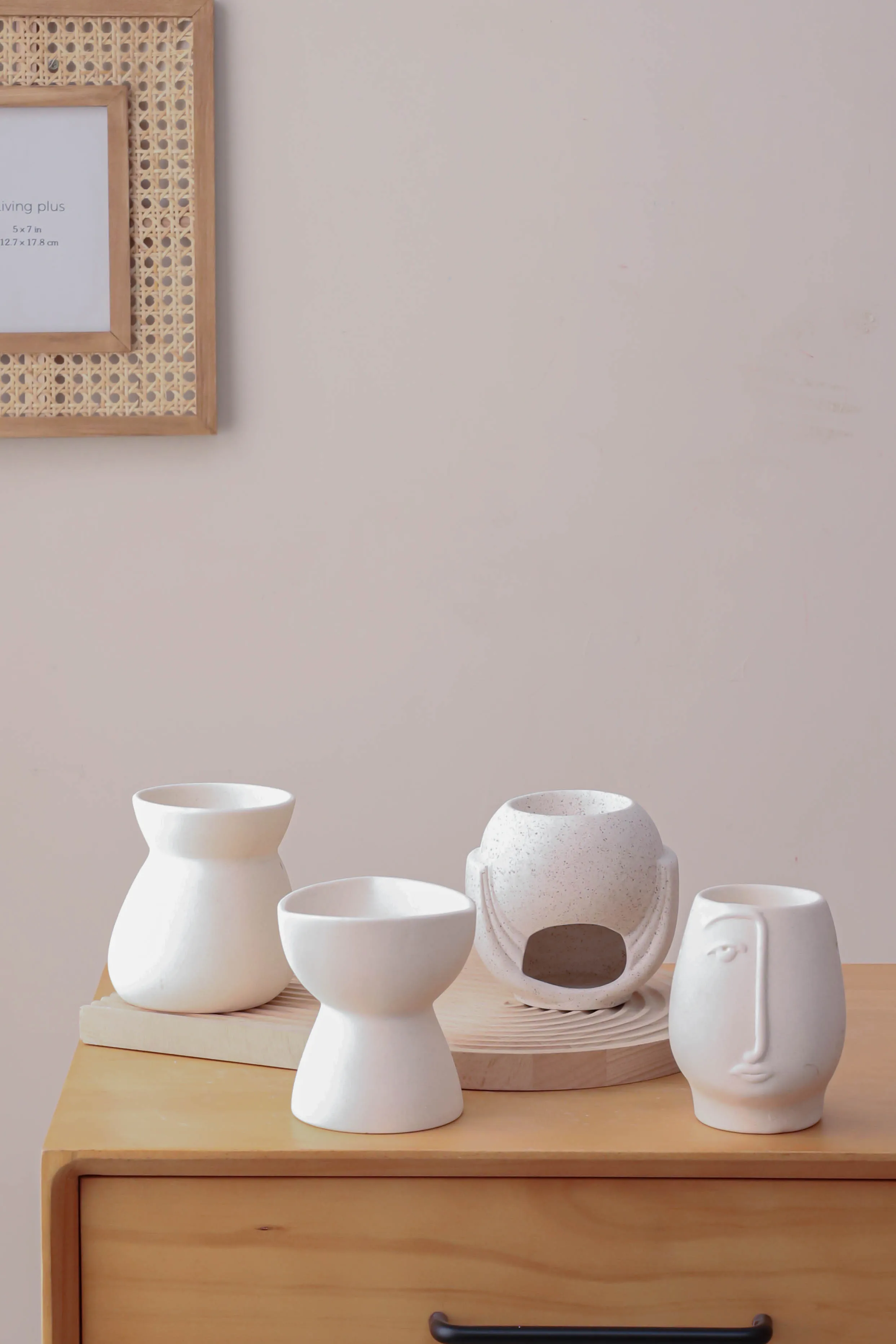 White Tealight Holder Ceramic Candle Essential Oil Burner Aromatherapy Aroma Oil Diffuser Burner Fragrance Warmer for Yoga Spa