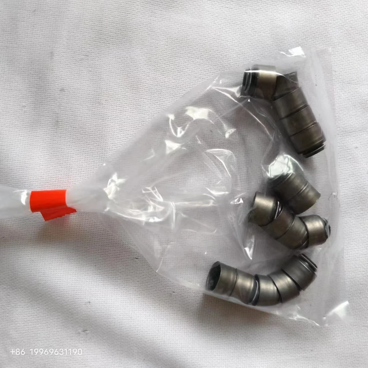 Valve stem seal for toyota 6g72 6g74 engine valve oil seal md307343