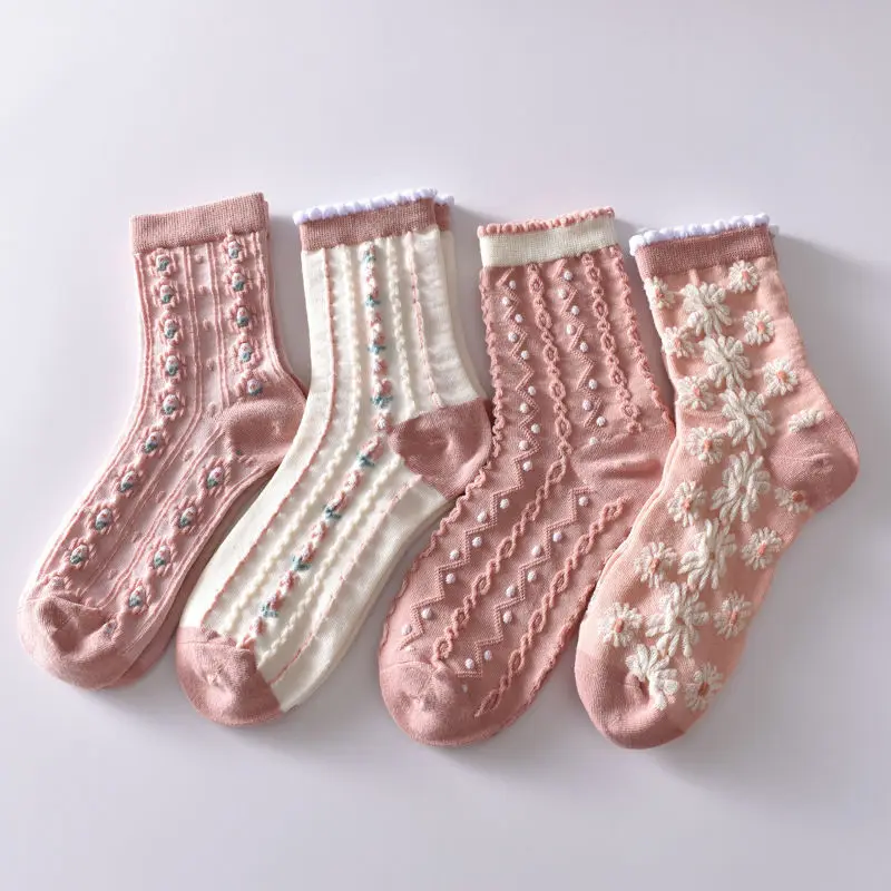 Retro Floral Embroidery Tube Socks Twist Thick Women Sweet Crew Socks For Women