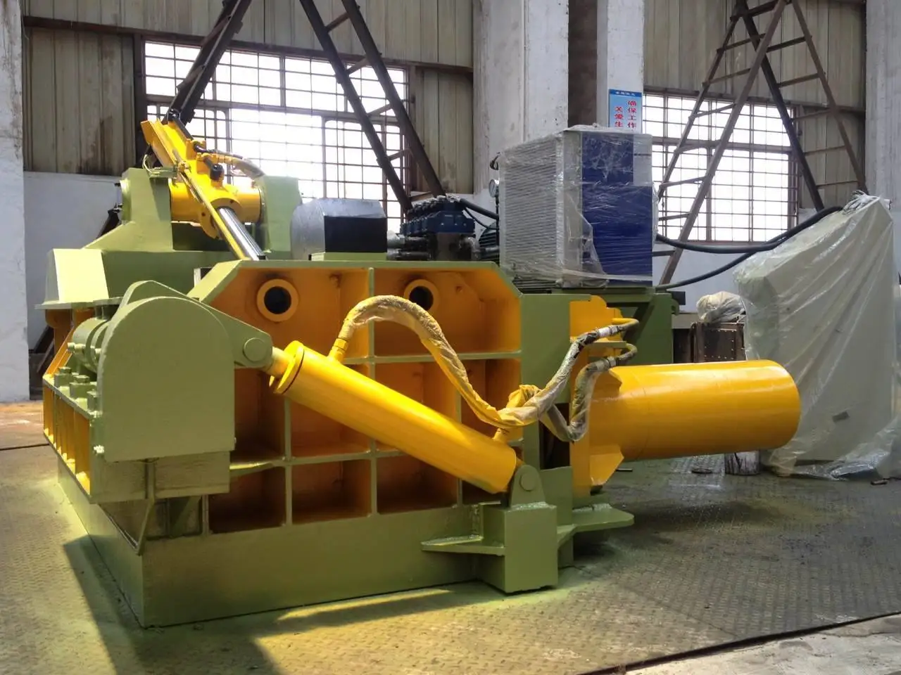 
200 Force Hydraulic Customized design Scrap Metal Baler Press Machine 