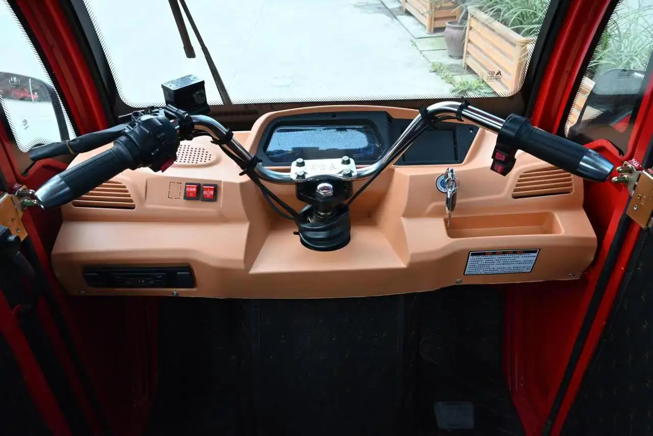 Factory Sale Electric Passenger Tricycle Electric Tricycle Tuk Tuk with Roof