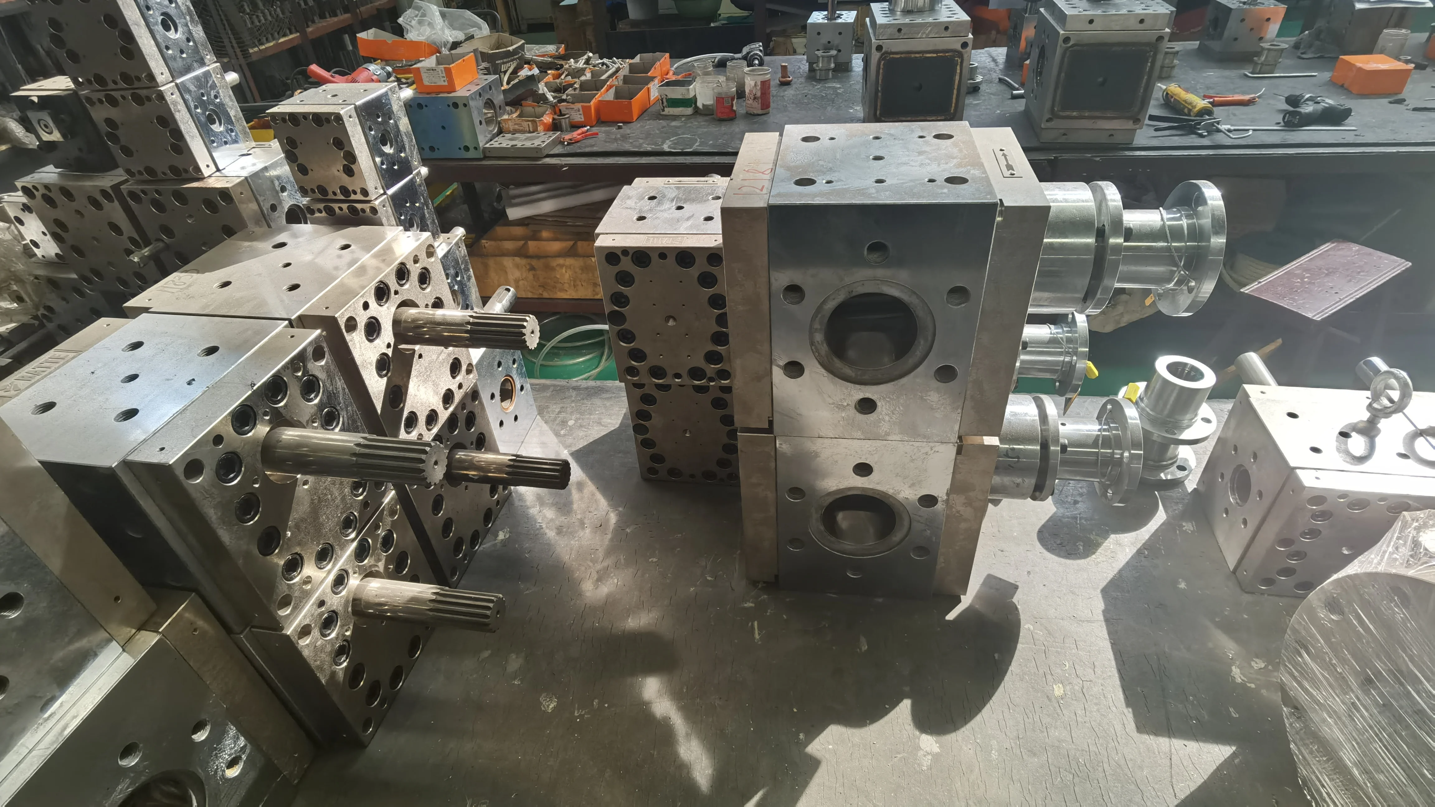 extrusion gear metering melt pump for pp extruder SJ45 for melt-blown nonwovens