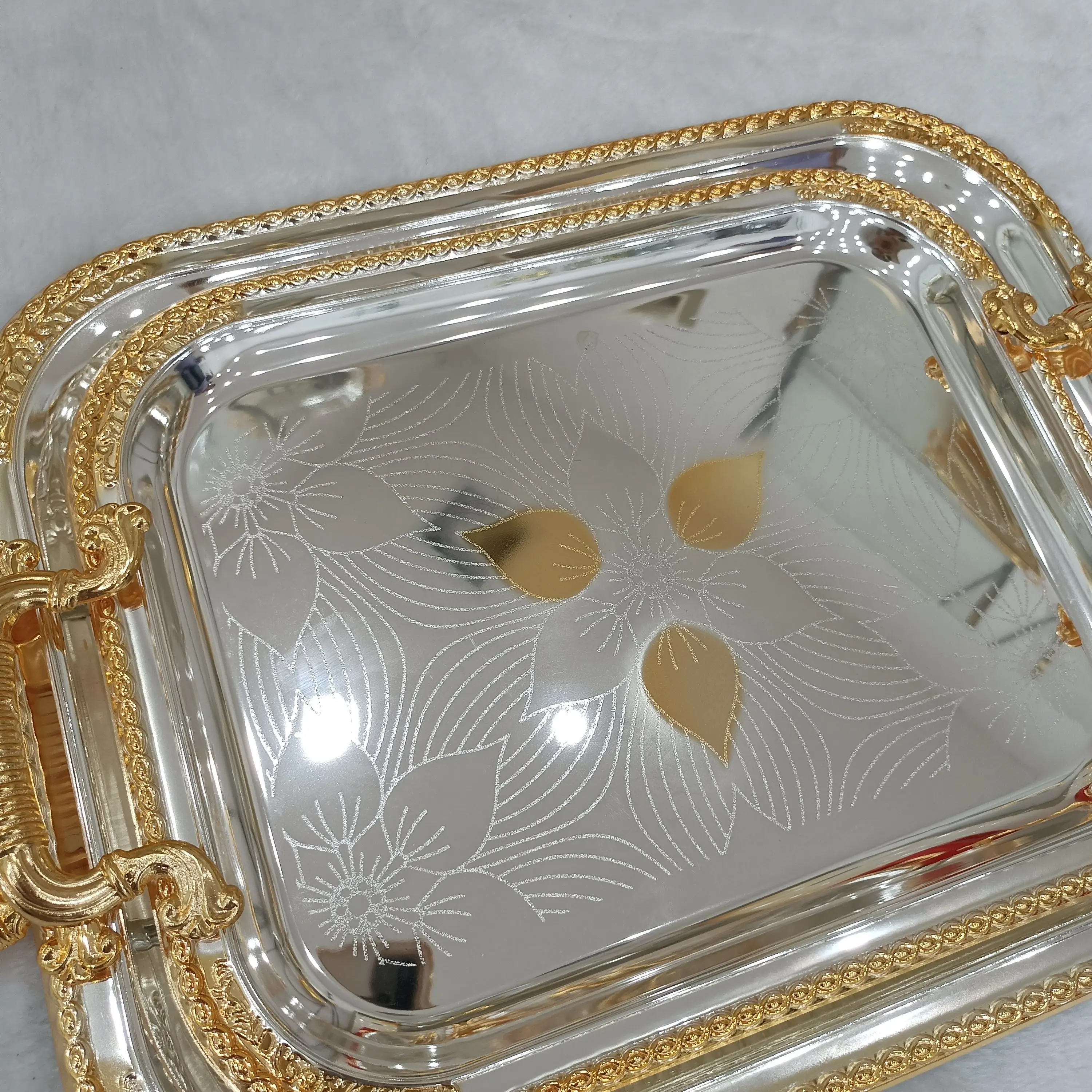 3 Tier Glass Serving Bowls with Golden Metal Stand Tiered Candy Box Basket Fruit Tray Plate Dish for Kitchen Counter