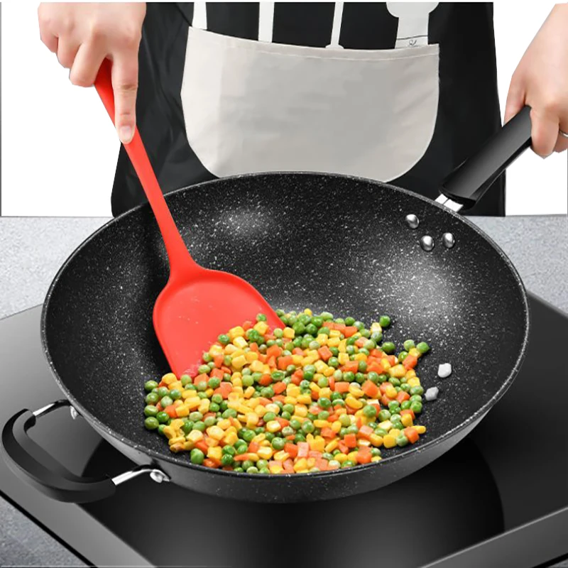 Professional Chinese Style 28/30/32/34cm Wok Frying Pan Soup Pot China Manufacture Non-Stick Steel Iron Induction Stove