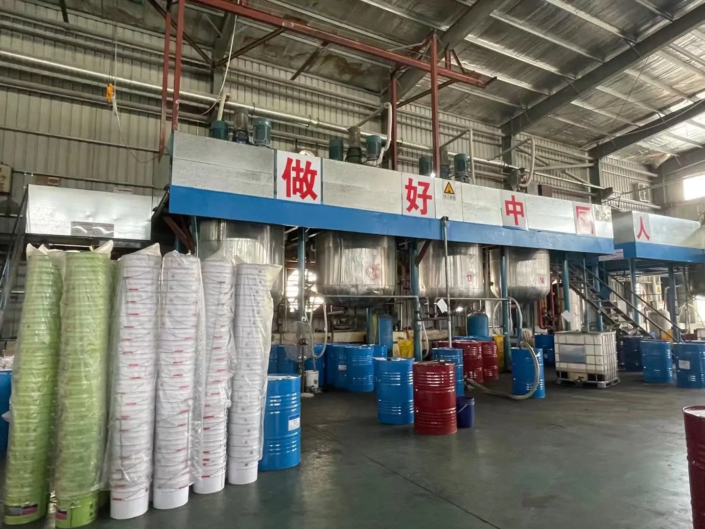 2024 Flyon High Quality Rubber Running Track Full Pour System Running Track