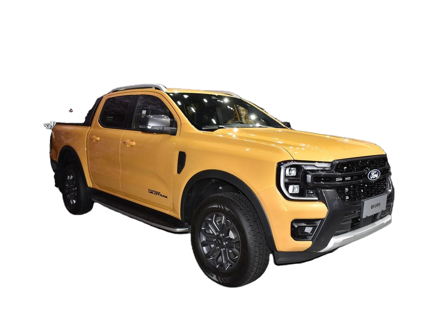 FORD - Ranger 2023 Mountain and Forest 2WD Manual Edition Gasoline Pickup