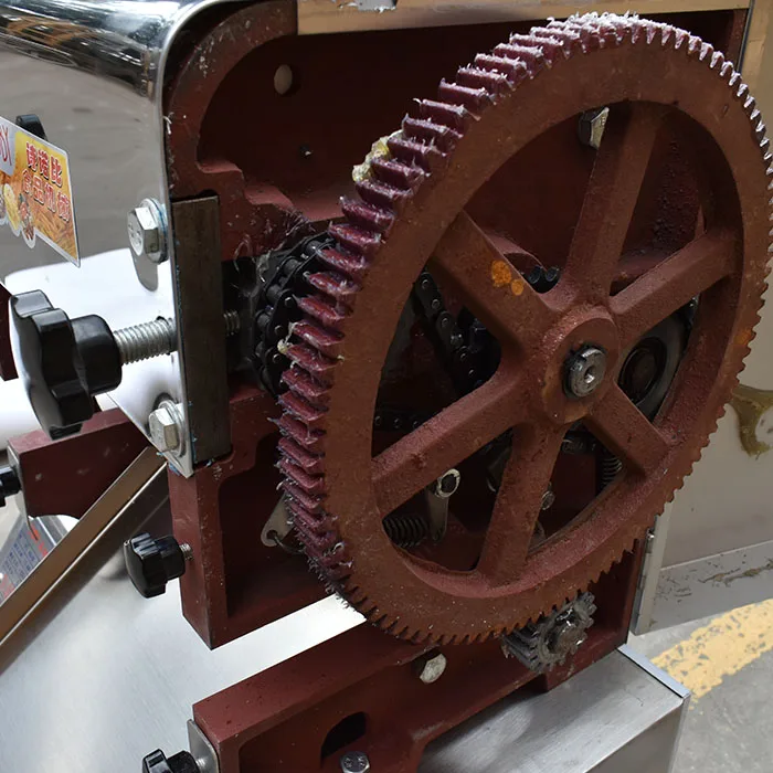 
Stainless Steel Pasta Cutter (Spaghetti & Fetuccine) Dumpling Skin Making Tool Noodle Press Cutter 