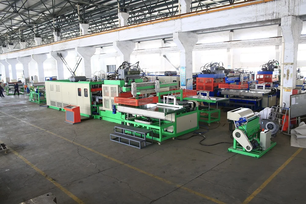 Машина для производства пищевых контейнеров из полистирола