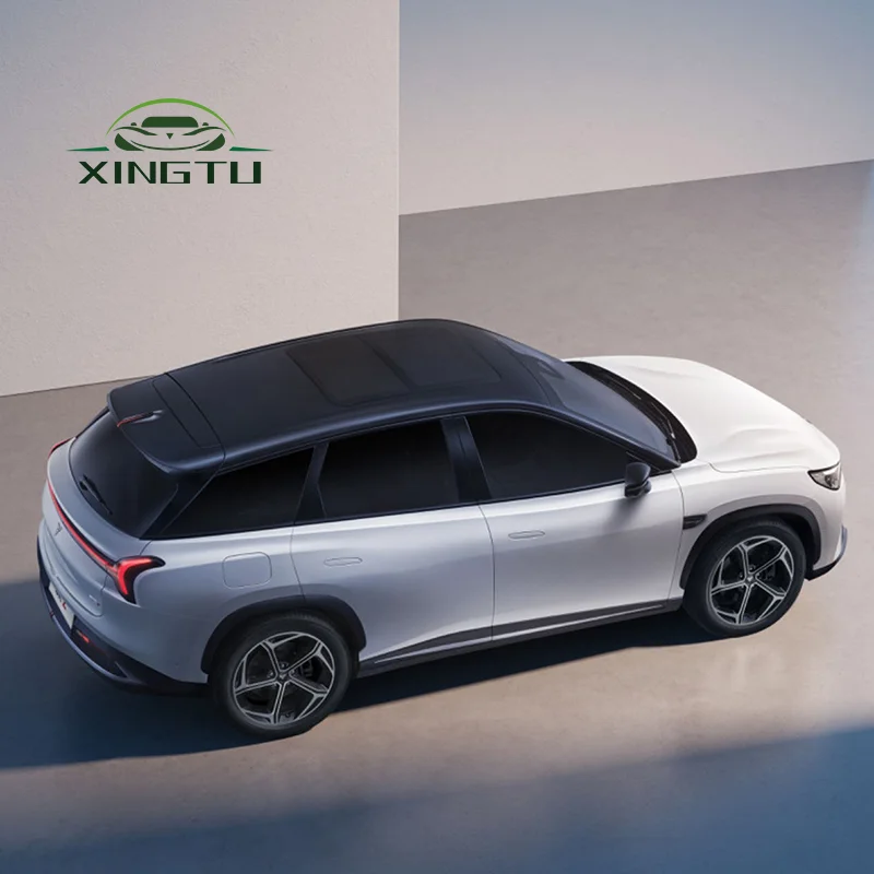 Nezha Lextended range version 310KM flash  version medium and large SUV