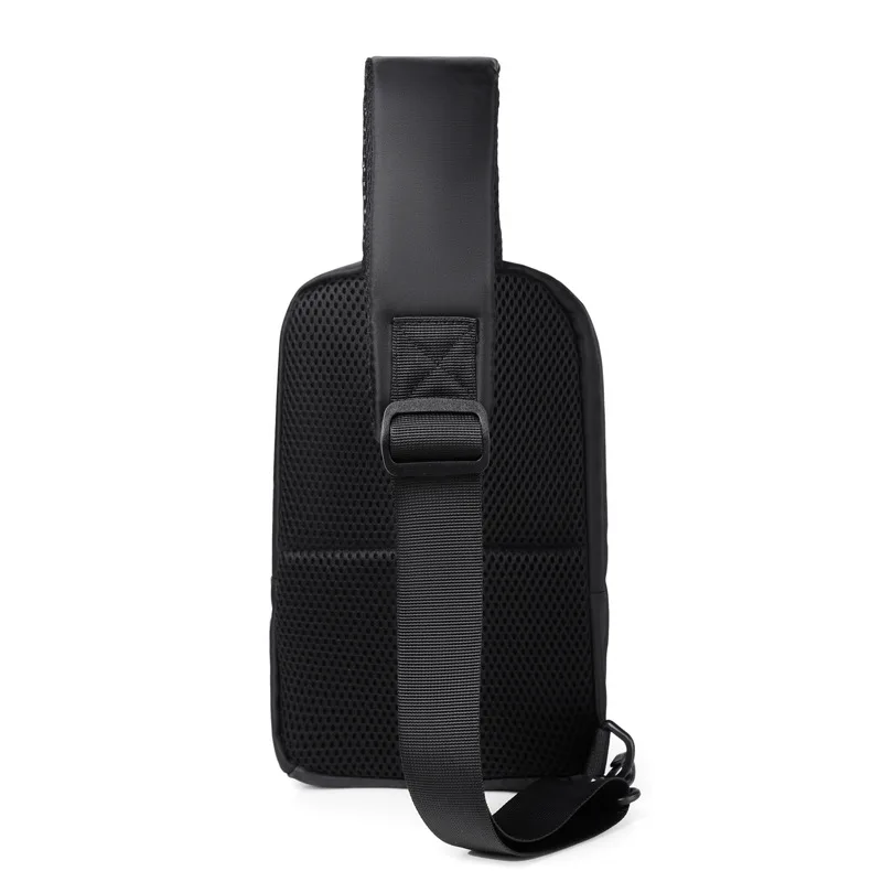 Factory supplier wholesale trending new designer male chest side bag mobile phone card holder bag fashion sling bag for men
