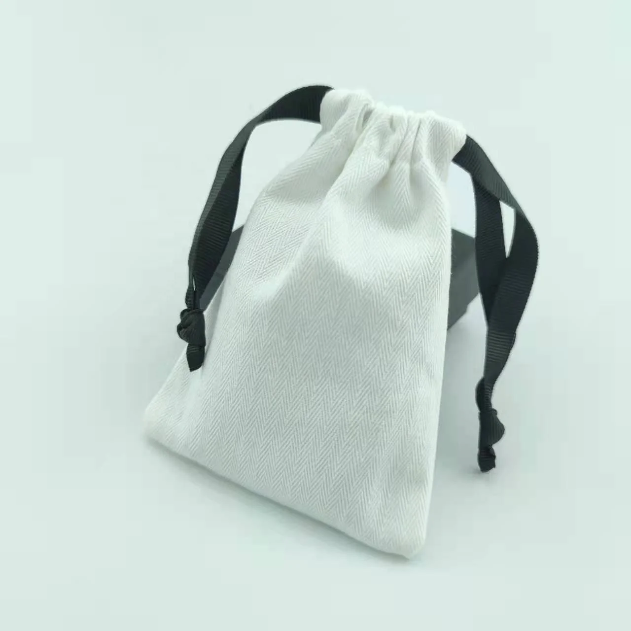 High Quality Custom 100% Cotton Packaging Bag Small Gift Drawstring Bag Cotton Dust Bag