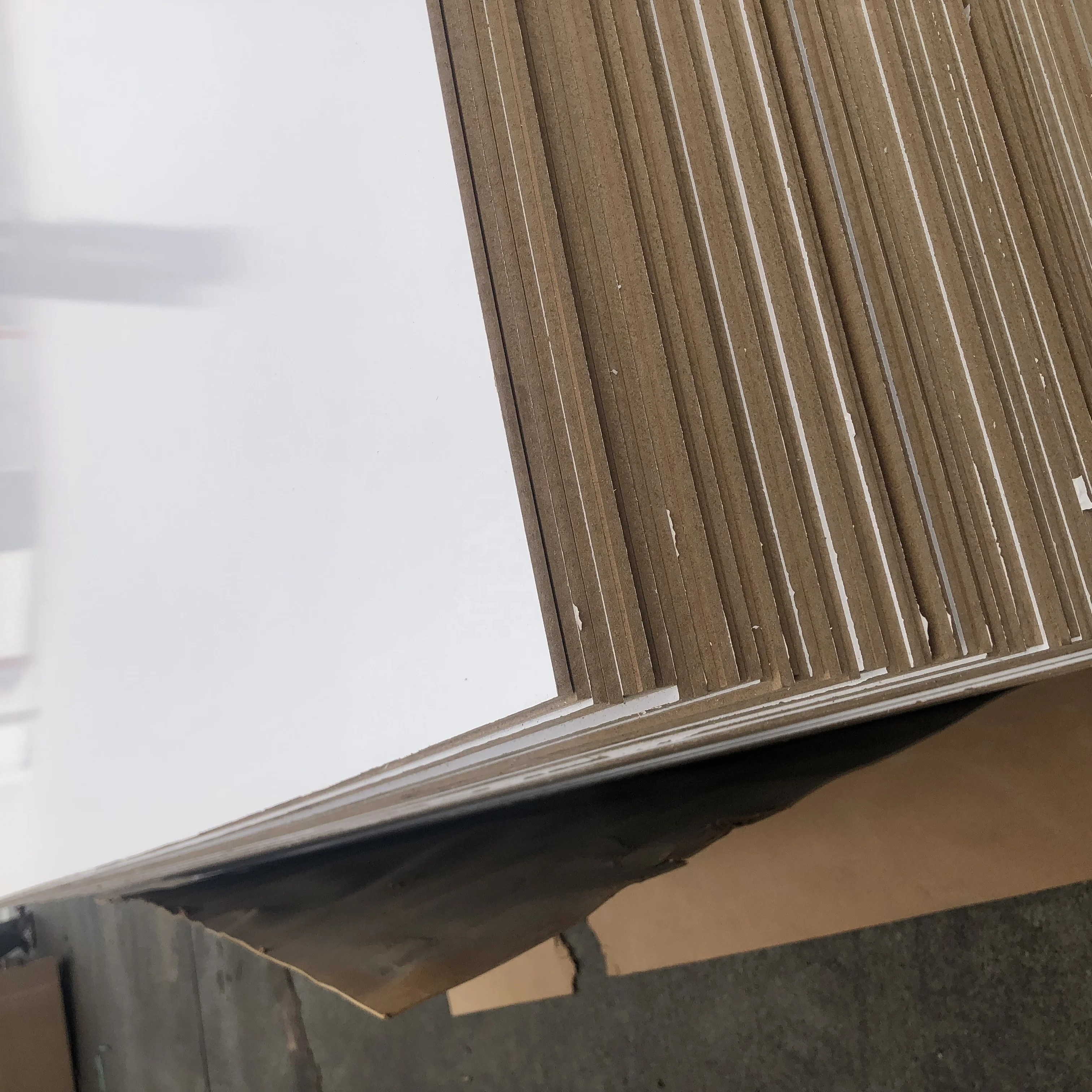 Hot Sale White Melamine Particle Board 9-25mm Chipboard/ Flakeboard/Hemp Particle Board Door Furniture