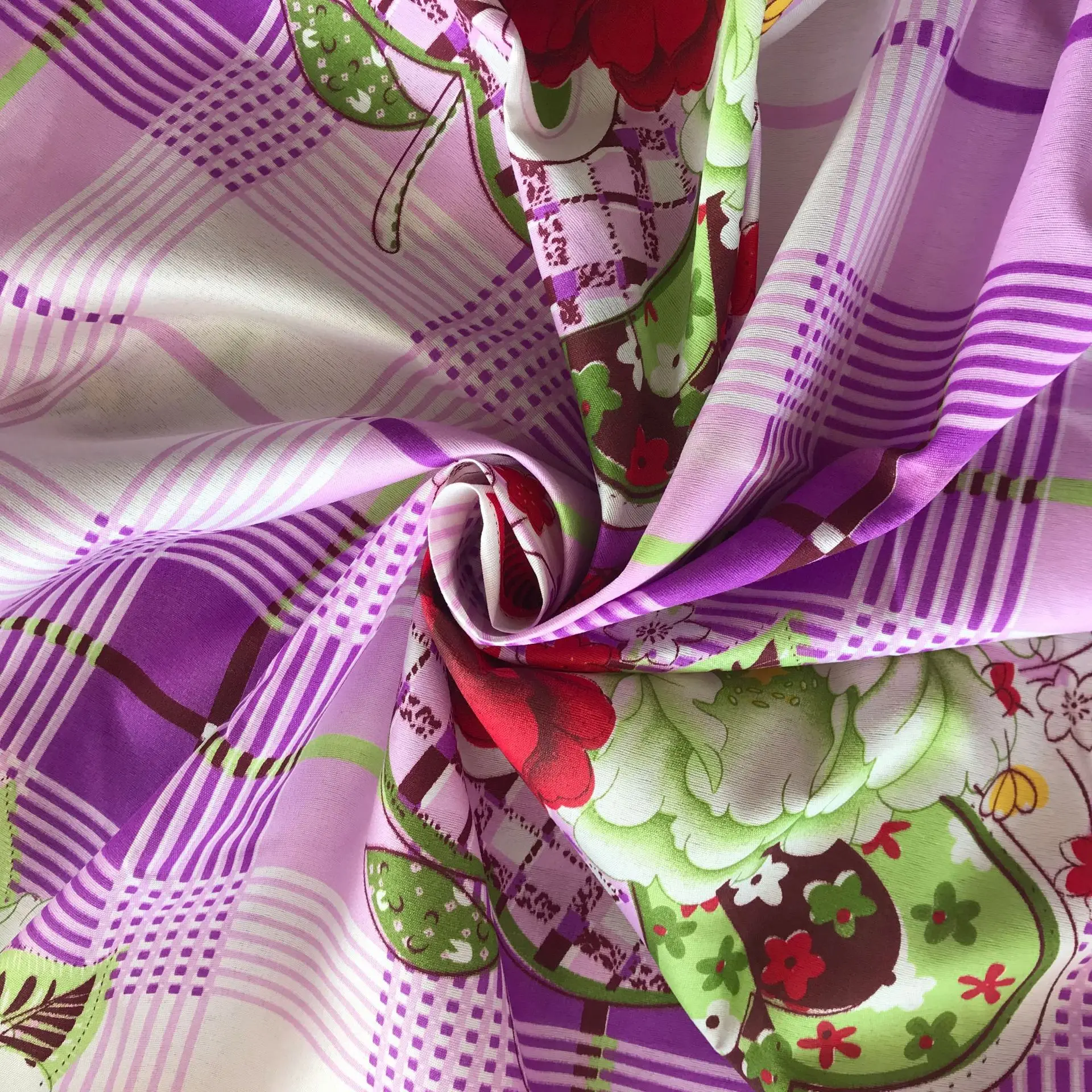 Chinese Supplier Polyester Bedsheet 3d Disperse Printed Fabric Peach Skin Bed Sheet Fabric For Bedding