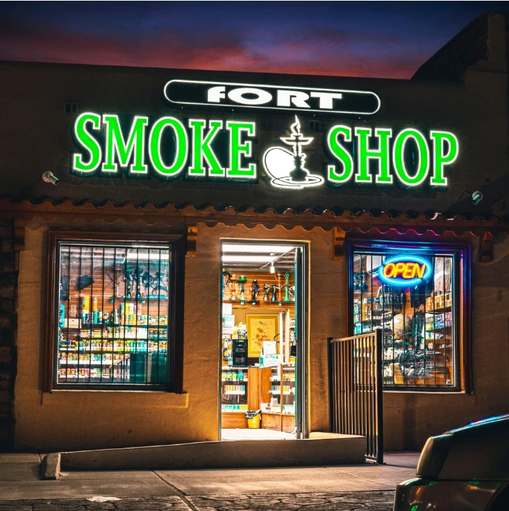 Type-C Charging Port Arc Lighter  Plastic Vaper Smoking Accessories Tank Puffs Cigarette Lighter  for Smoke Shop Smoke Pen