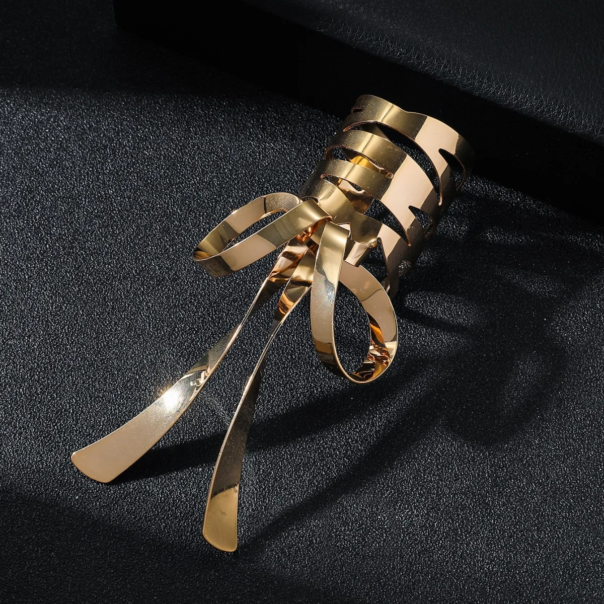 Hot selling Metal Hair Coils Rings Gold And Silver Hair Jewels Pendants Hair Beads Jewelry Braid Cuffs Clips for synthetic braid