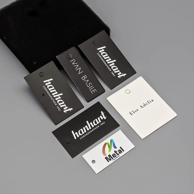 Customized Simple Black Small Size Coated Paper Hang Tag with Logo for Clothing and Bags for Garment Hat Use