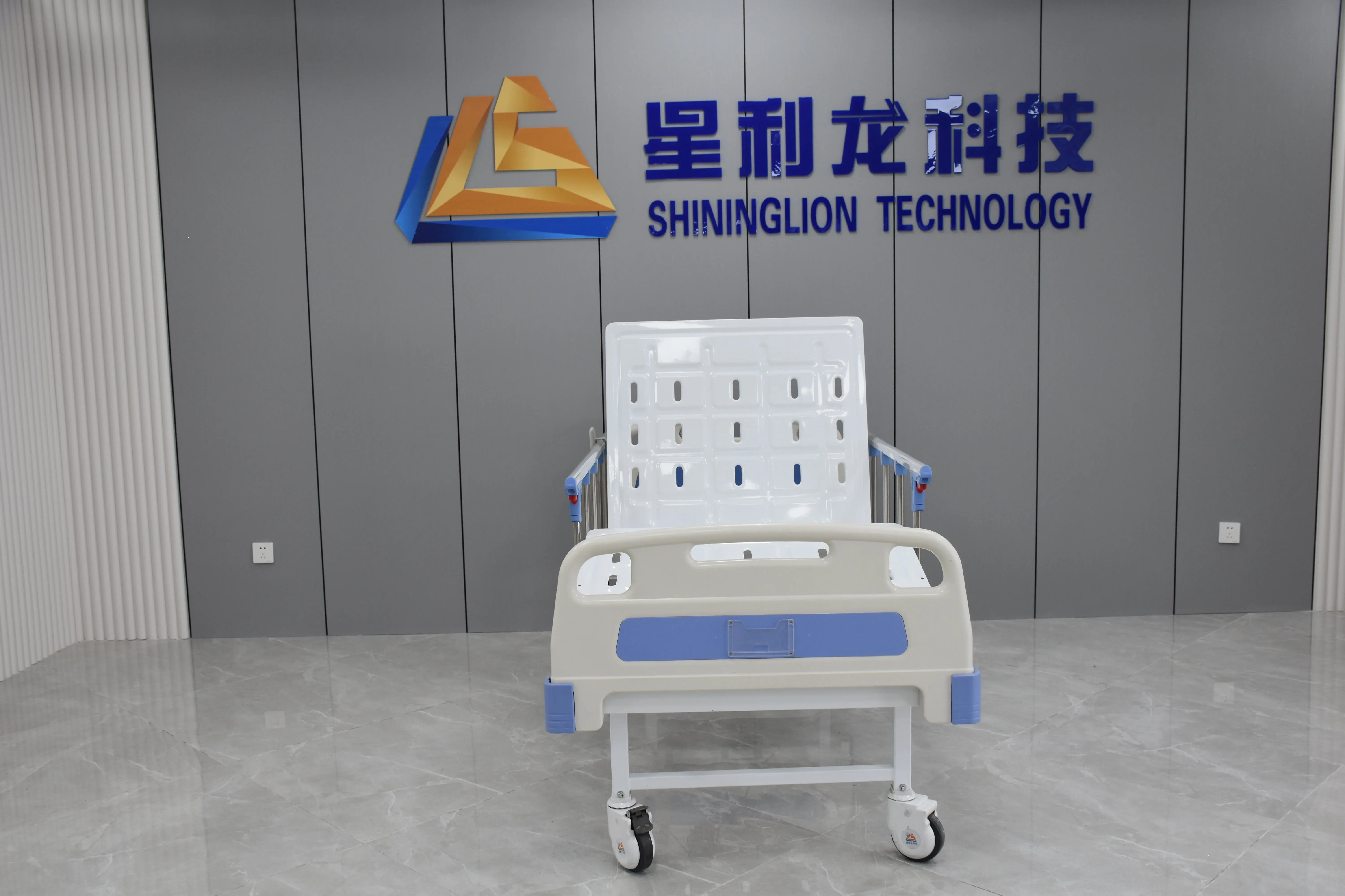SLS-A21-111-A1 General and Comfortable Medical Equipment 2 Functions Manual Hospital Bed for Clinic Uses