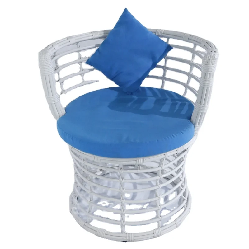 hot sale price outdoor rattan wicker dining tables and chairs