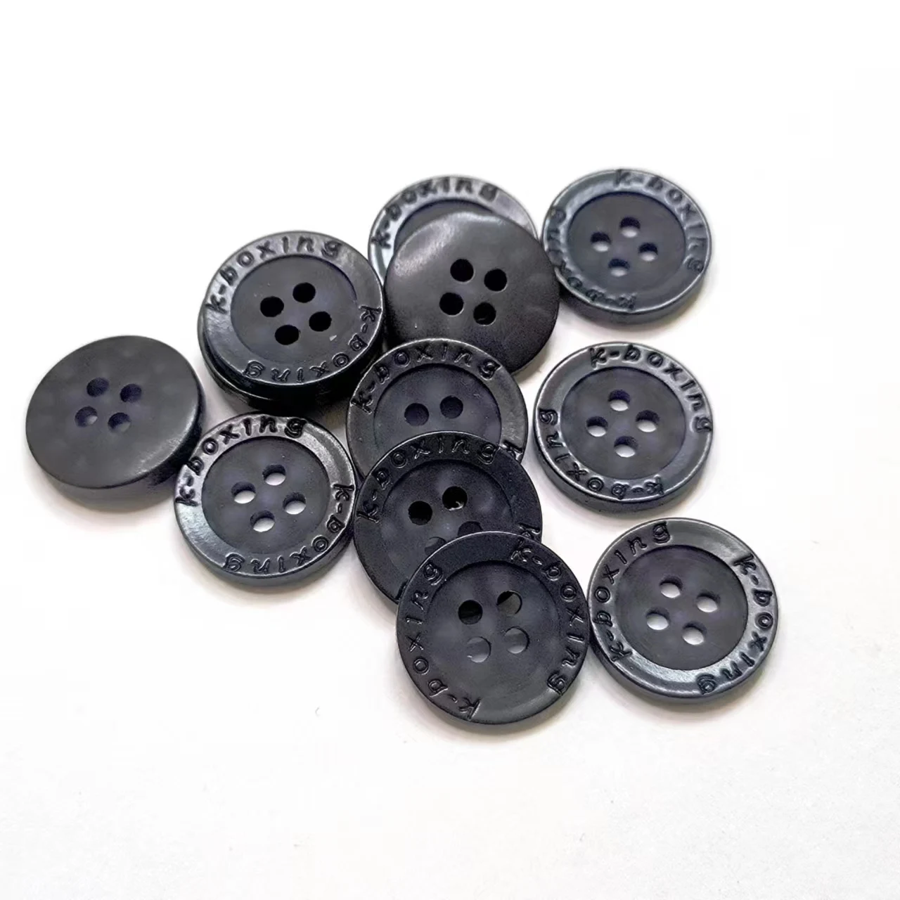 Wholesale Custom Logo 2/4 Holes Polyester Resin Engraved Shirt Button