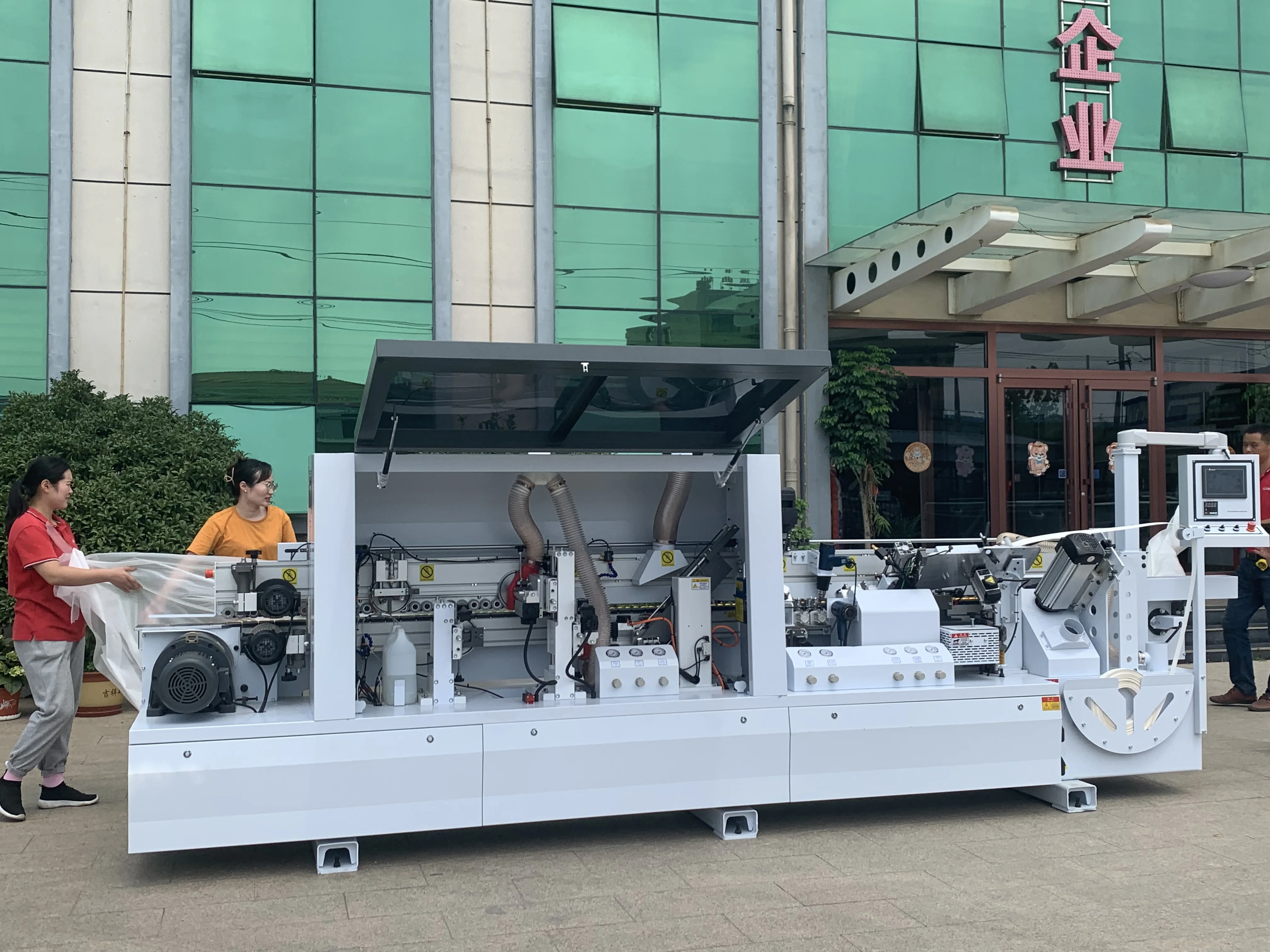 Hot Sale Edgebander Edge Bander Edge Banding Machine PVC Tape Edge Banding Machine For Plywood