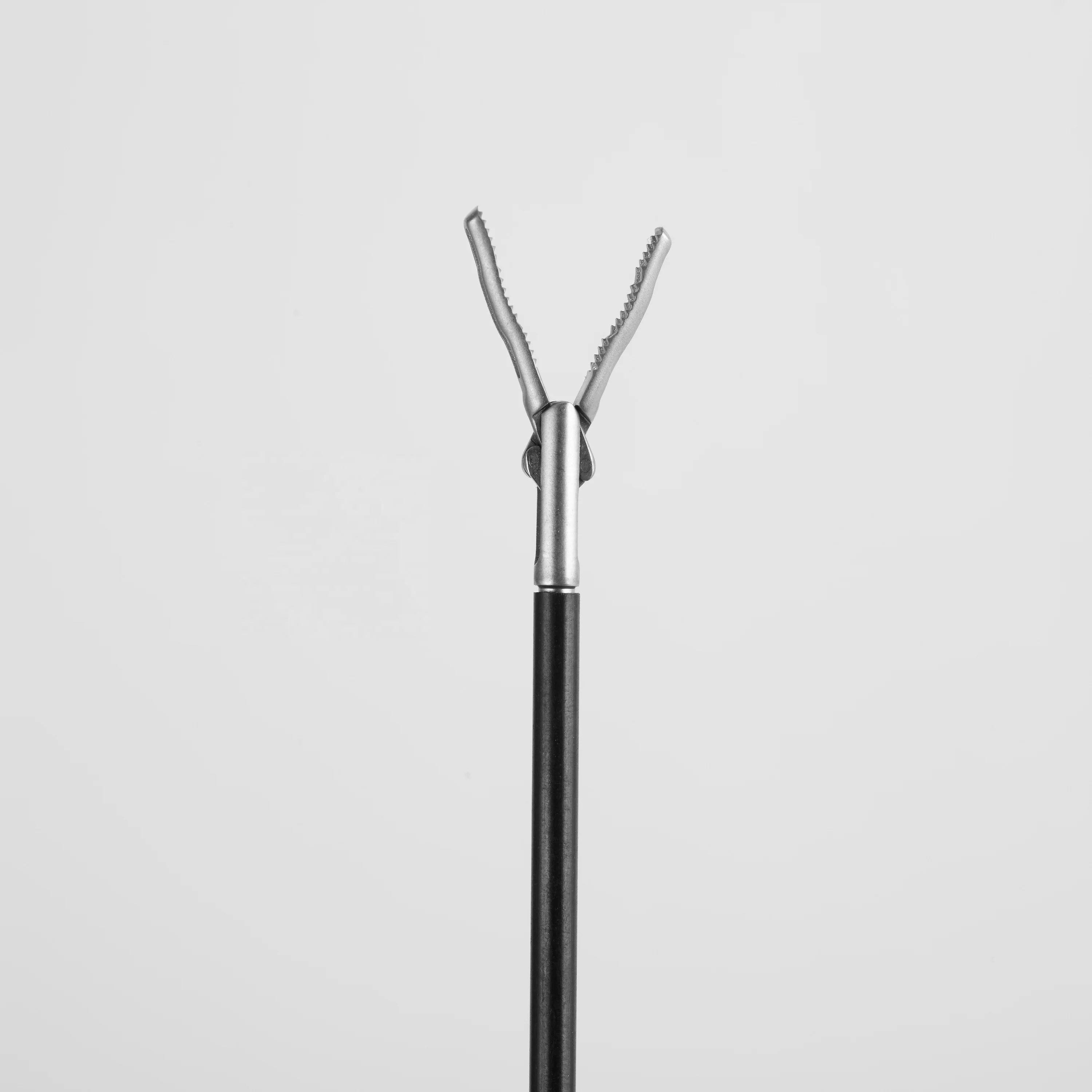 Hospital equipment type laparoscopic instruments Laparoscopic Atraumatic Forceps 5*330mm