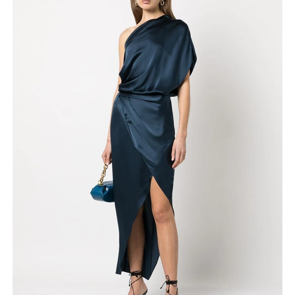 Factory Wholesale New Design Silk One Shoulder Sleeveless Asymmetric Hem Mid Length Casual Midi Wide Dresses