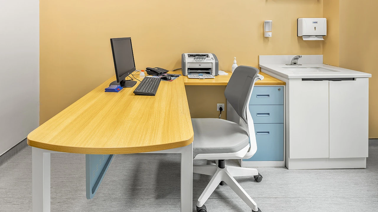 YL035 Hospital Furniture Manufacturer in China for Sale Medical Exam and Treatment Space Hospital Furniture