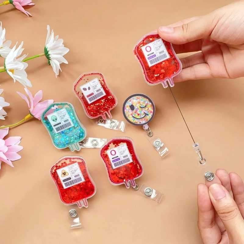 Hot Sale Acrylic Shaker Blood IV Bag Alien Smile Badge Reel Nurse Accessories ID Card Holder Retractable Badge Reel Badge Holder