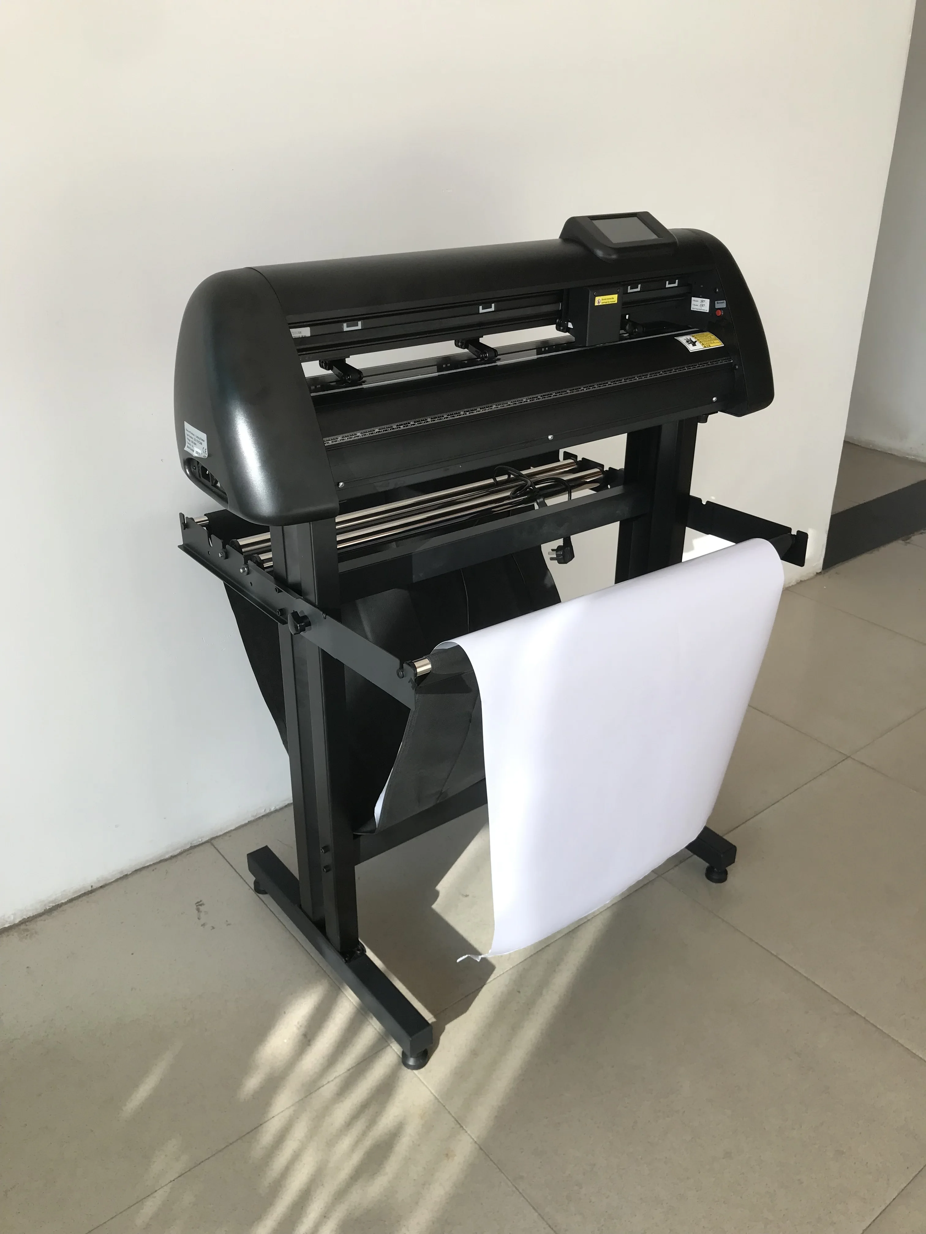 Easy to operate touch display INQI brand vinyl cutting plotter 2023 new product