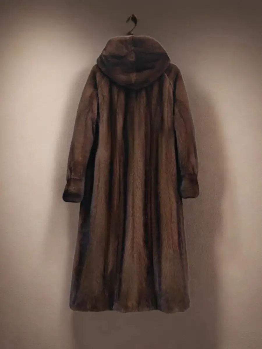 Natural  Brown  Mink  fur  coat   Supper quality   winter  women  classic   Mink  fur coat with  Hood