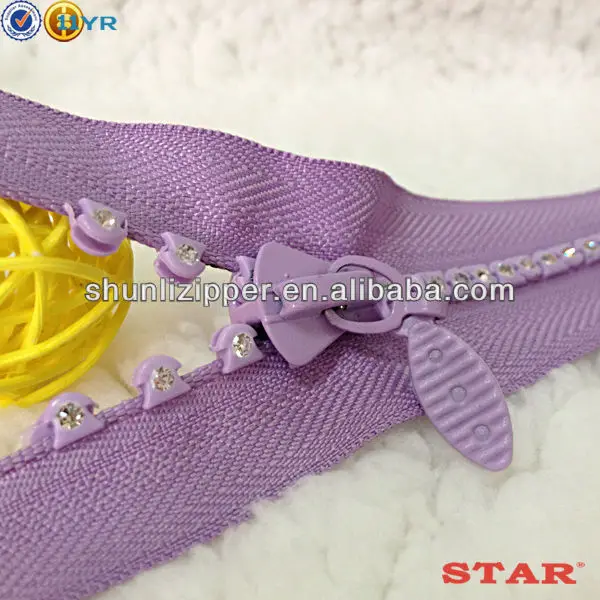 Wholesale No 5 high quality and low price rhinestone ycc zippers