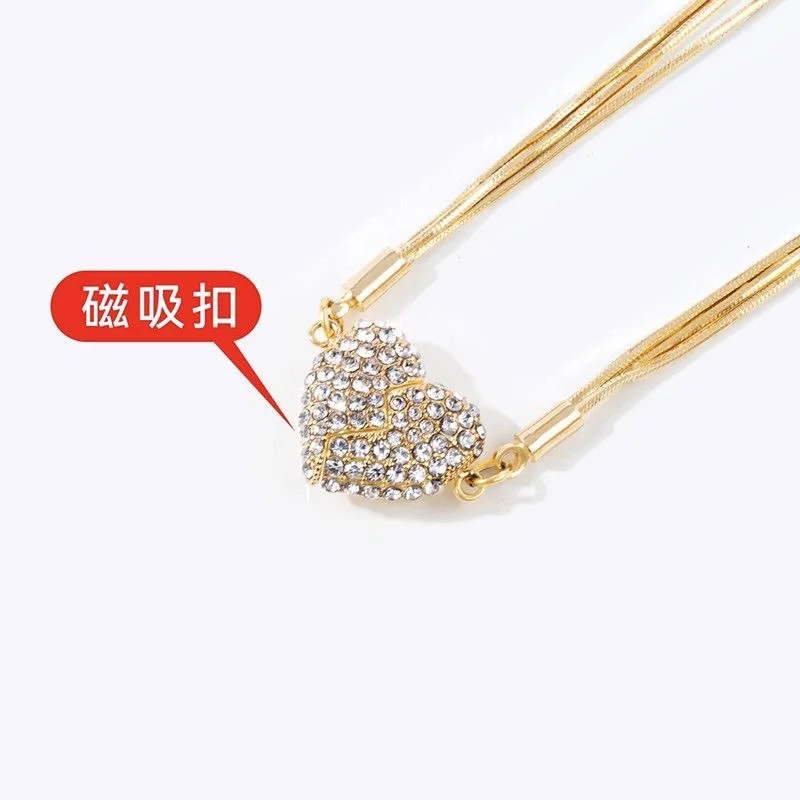 High Grade Heart Shaped Magnetic Love Necklace for Women Niche Design Chain Love Heart Pendant Necklace