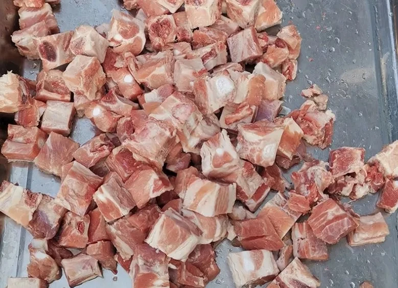 Электрическая коммерческая машина для резки кубиков свежего куриного мяса/машина замороженного