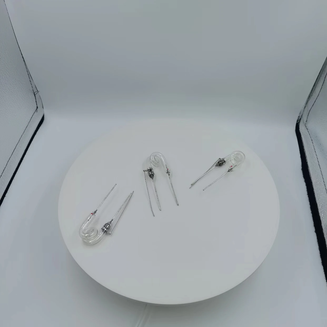 Factory customized advanced spiral xenon headlight replacement bulb, providing unparalleled clarity and safety