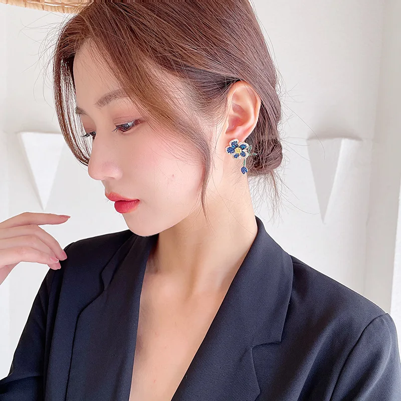 Heavy industry micro-inlaid colorful zircon earrings smart leaf earrings 925 silver needle three-dimensional flower earrings