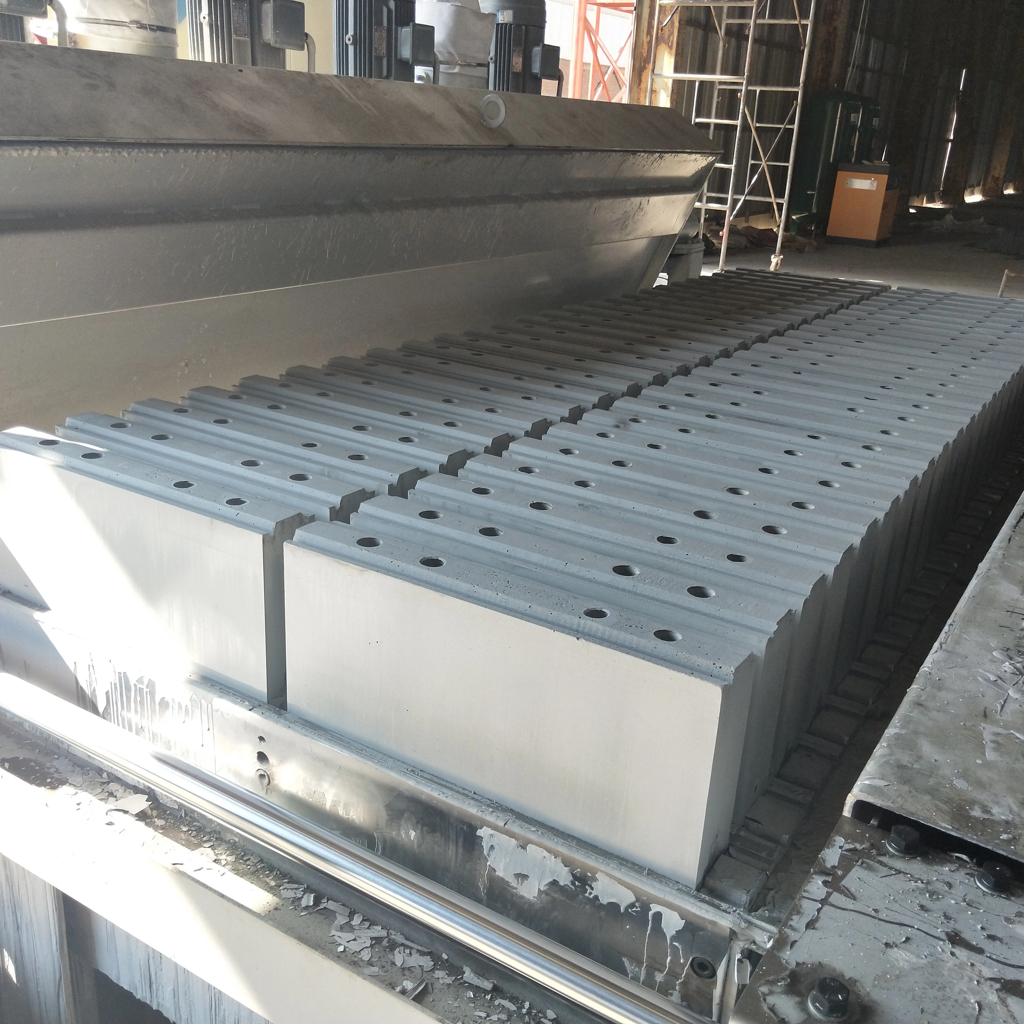 Gypsum Block Production Machine Making Machine Gypsum Brick  Production Line gypsum slab making machine