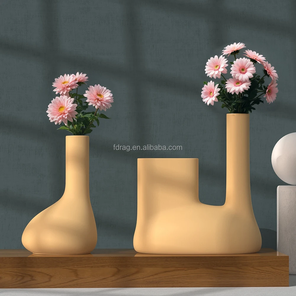 Factory Custom Art Design Porcelain Ceramic Dried Flower Floral Arrangement Yellow Vase for Centerpiece Table