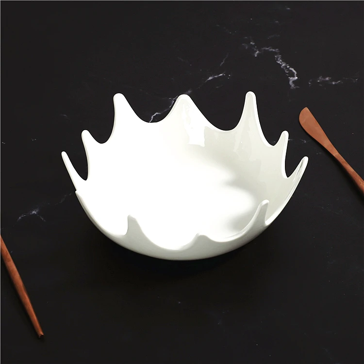 Modern novel design durable cheap custom dessert cake sushi appetizer snack ceramic serving dish for restaurant
