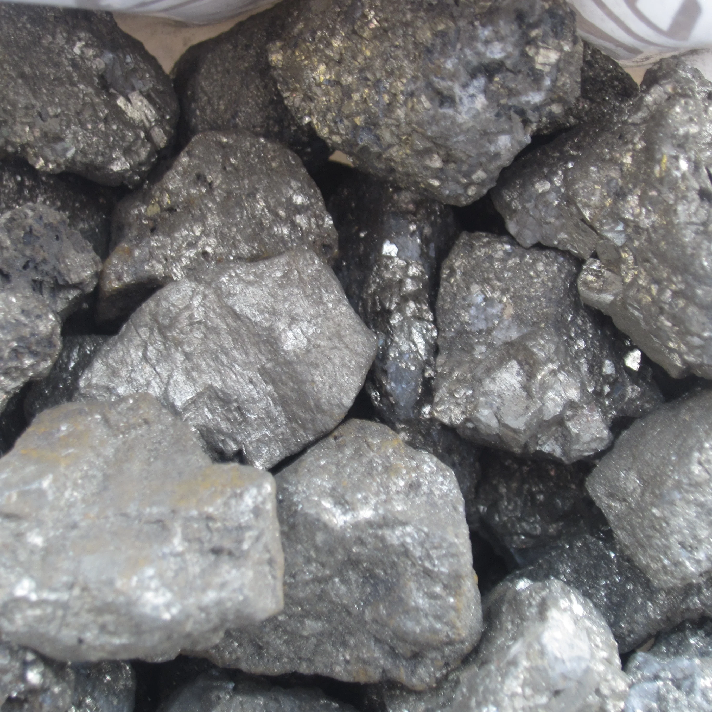 ferro sulphur pyrite FeS2 iron sulfide ferrous disulfide iron pyrite powder for smelting casting