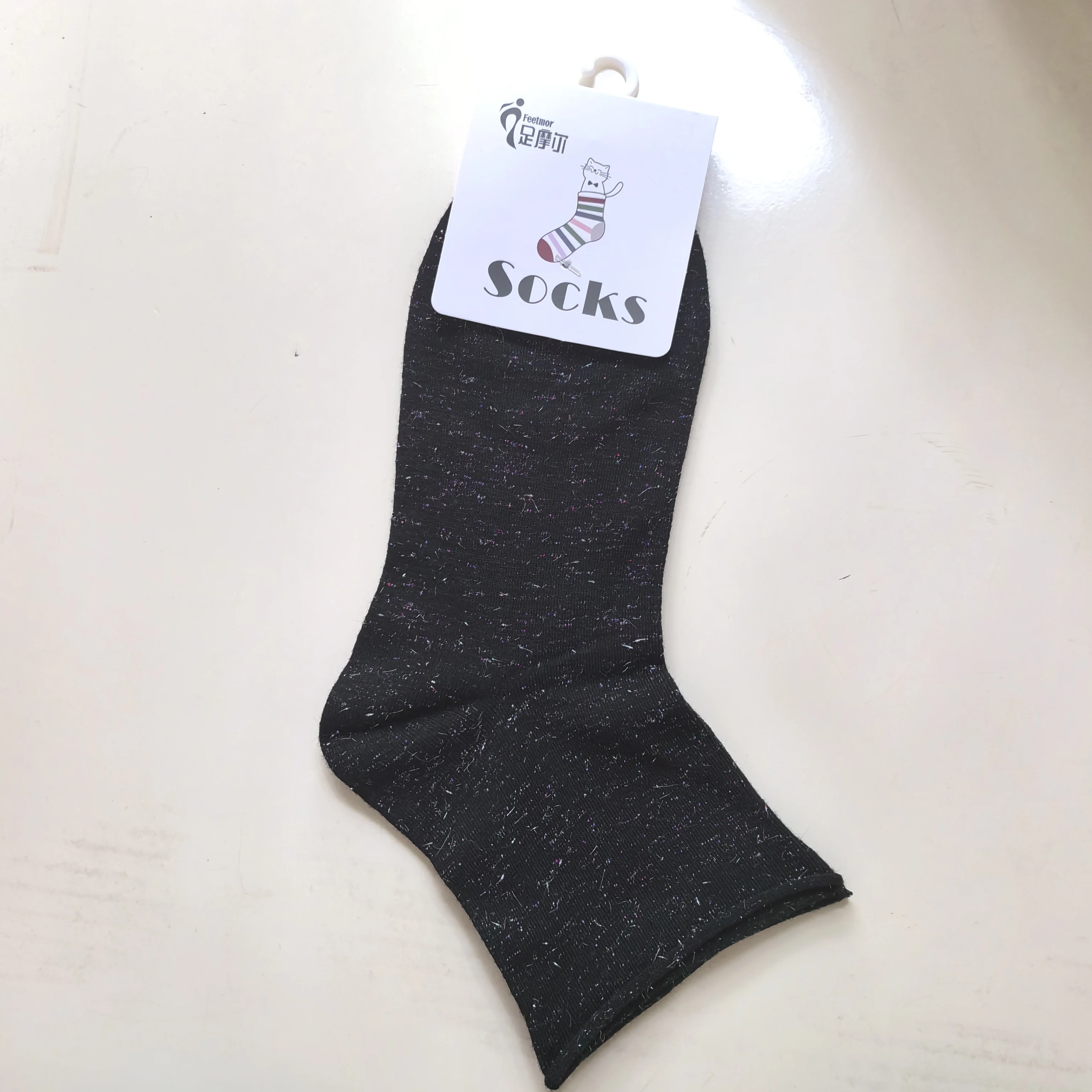 Customized woman socks Silver color yarn polyester fashion crimping quarter girl socks