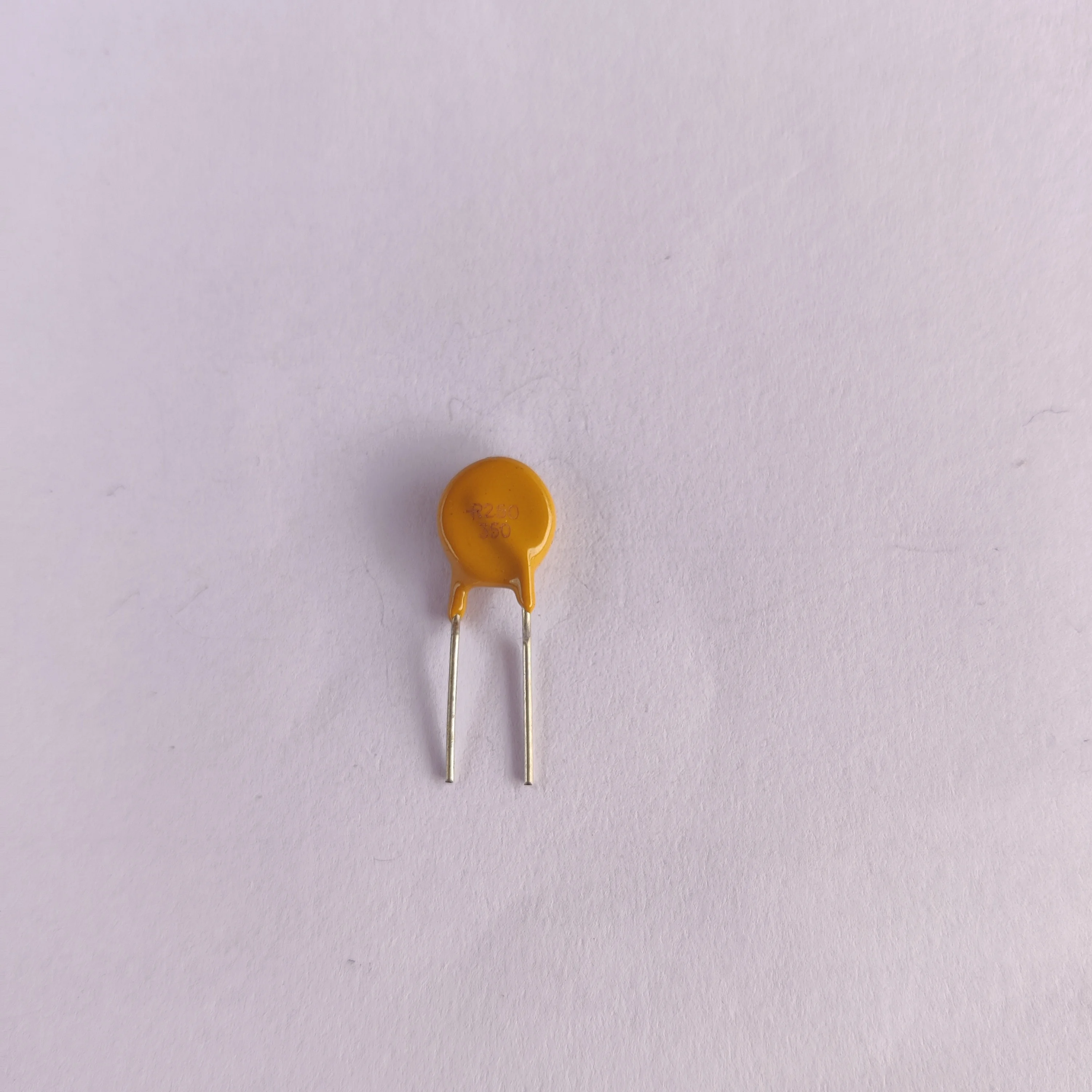 Chinese Manufacturer Orders Professional  Rating Voltage 16V,3A 16R300 Reusable Fuses