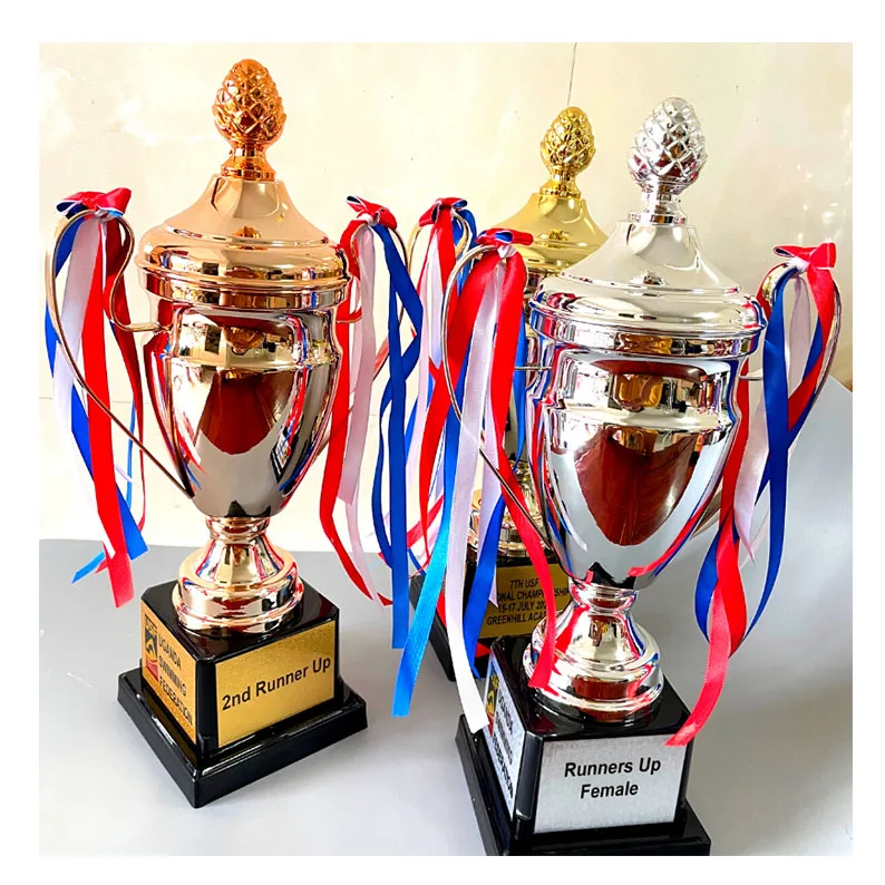 Manufacturer Wholesale Medalion Custom Metal Medal Sports Cups Soccer Football Medal And Trophy