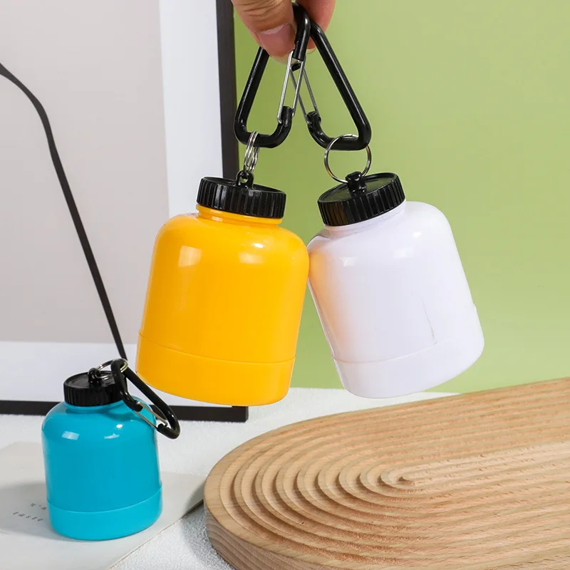 Hot Selling 100ml 200ml Portable Plastic Protein Powder Container With Keychain Fitness Supplement Pill Bottle