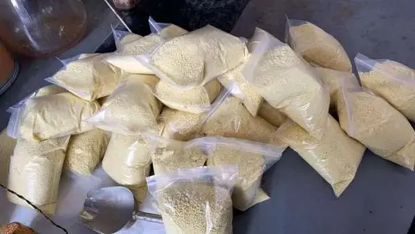 High Quality 99% DMT POWDER cas 120-61-6 purity Dimethyl terephthalate in STOCK