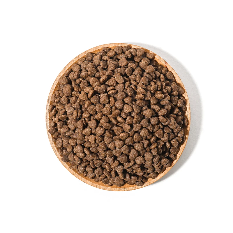 OEM Cat Food Factory Exports 10KG Natural Raw Fish Flavors Fish Shapes All Age Cat Food