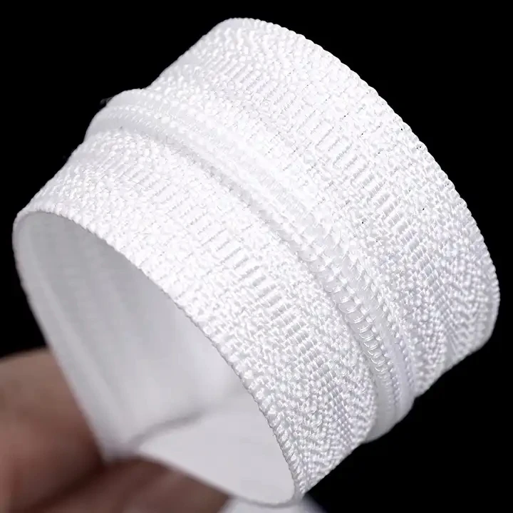High Quality Long Chain Nylon Zipper 3# 5# 8# 10# Zipper