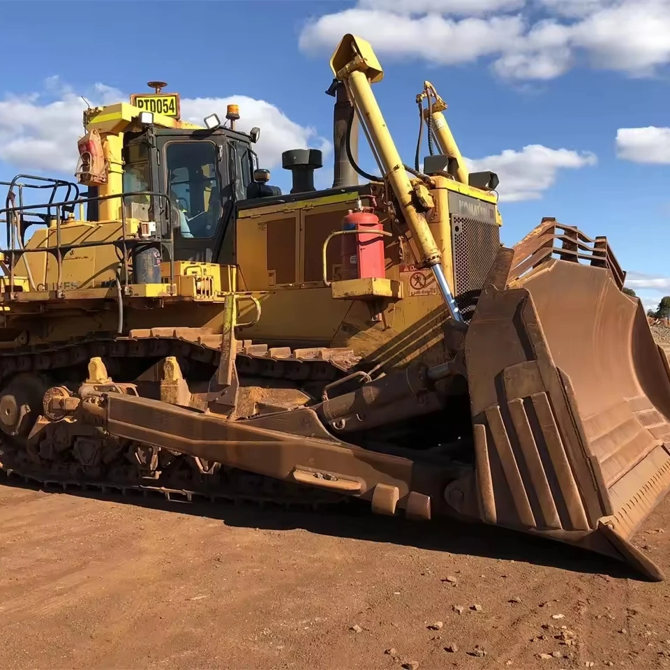 good coondition original Japan komatsu 375A D375 D31 D475 D375-6 d5 d6 d7 d8 d9 d10 d11 bulldozer for sale